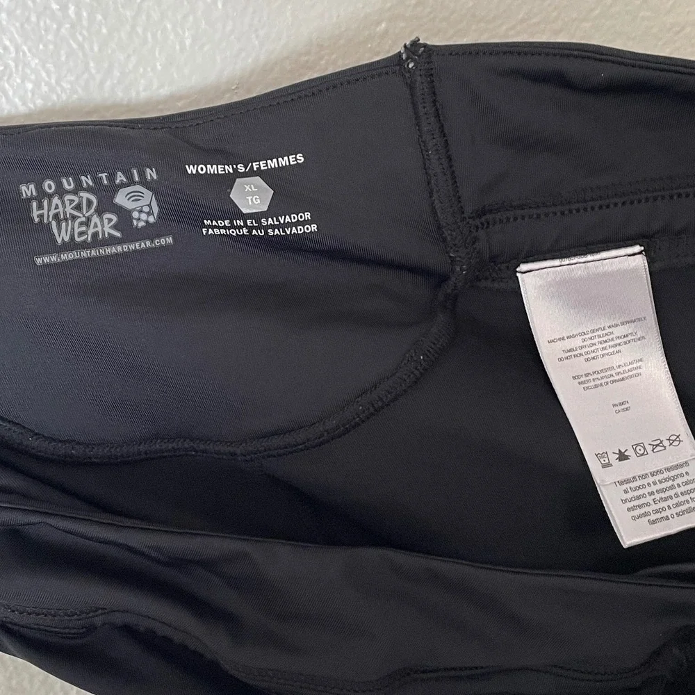 Mountain Hardwear Womens Black Athletic Capri Crop Leggings XL Drawstring Pocket